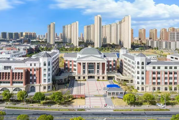 2025年蘇城外國語學(xué)校招生信息(學(xué)費(fèi)、課程)