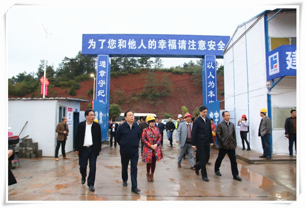 衡陽市委書記周農(nóng)、市長周海兵調(diào)研天英學校建設項目